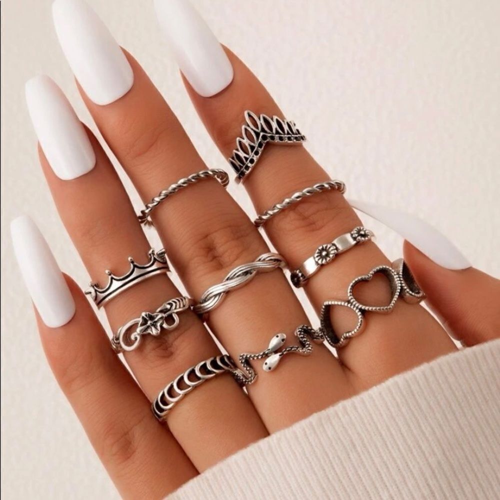 NEW Set of 10 BOHO rings, stackable rings, floral jewelry, heart ring, braid
